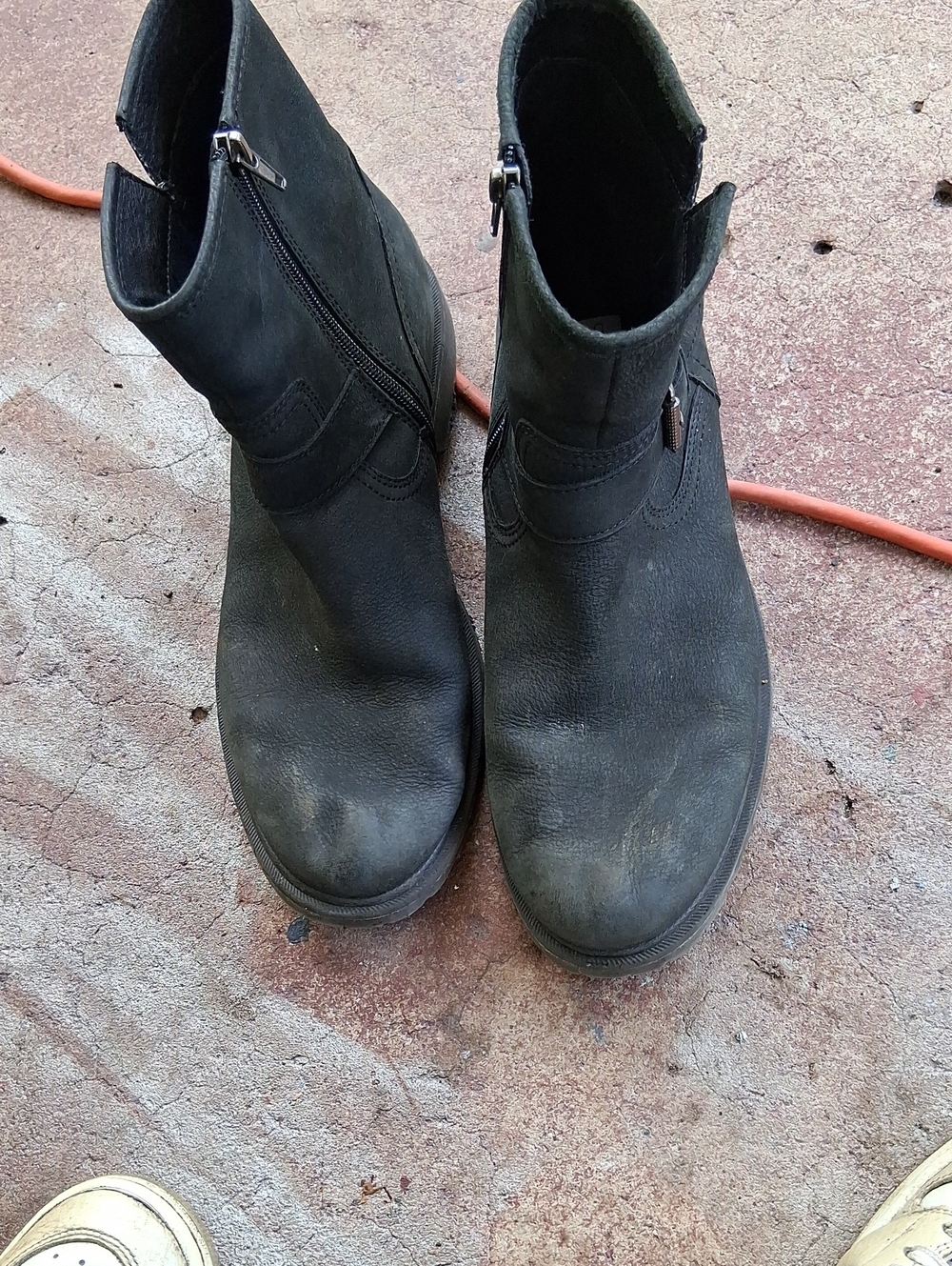 Crown Vintage Mens Suede Biker Boots